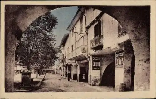 Ak Sainte Foy la Grande Gironde, Place d'Armes, Couverts
