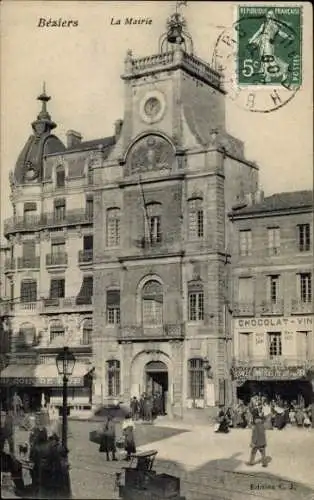 Ak Béziers Hérault, Rathaus, Menschen auf Straße, Chocolat-Vin, französischer Text