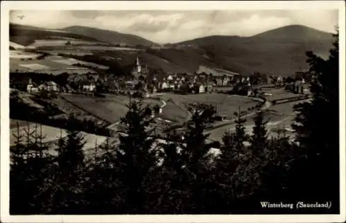 Ak Winterberg im Sauerland, Schöne Ansicht von Winterberg, Berge, Häuser, Landschaft