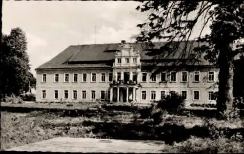 Ak Ohorn im Kreis Bautzen, Pflegeheim, Außenansicht vom Garten