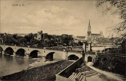 Ak Ulm an der Donau, Gesamtansicht, Brücke, Münster