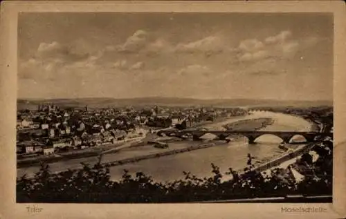 Ak Trier an der Mosel, Stadtansicht  Moselschleife, Brücke
