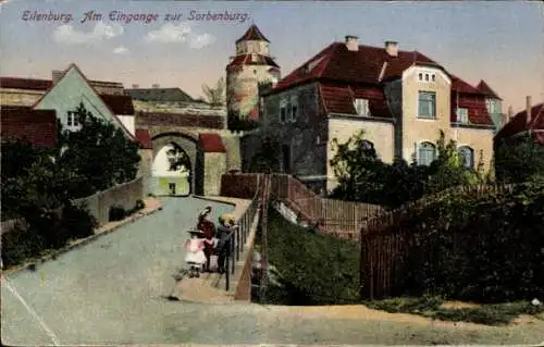 Ak Eilenburg Sachsen, Kinder am Eingang zur Sorbenburg