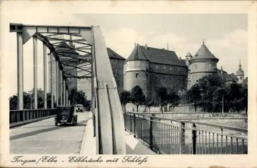 Ak Torgau an der Elbe, Elbbrücke mit Schloss