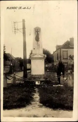 Ak Manou Eure et Loir, Denkmal