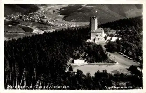 Ak Lennestadt im Sauerland, Hohe Bracht, Aussichtsturm, Blick auf Altenhundem, Natur, Fliegeraufn
