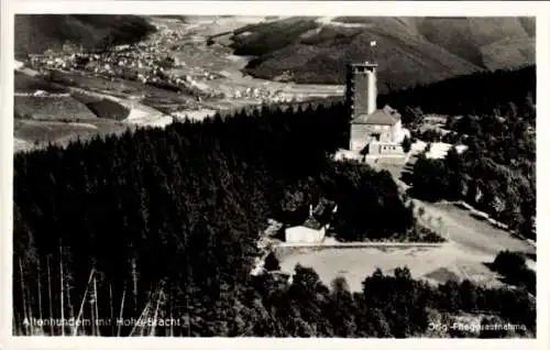 Ak Altenhundem Lennestadt im Sauerland, Luftaufnahme von  Hohe Bracht, Wald, Landschaft