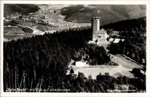 Ak Altenhundem Lennestadt im Sauerland, Hohe Bracht, Aussichtsturm, Landschaftsaufnahme, Wald, Fl