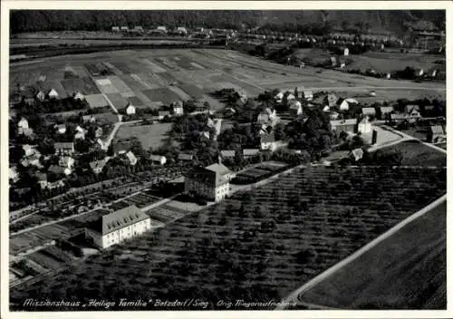 Ak Betzdorf an der Sieg, Missionshaus Heilige Familie, Fliegeraufnahme