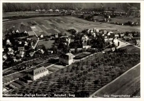 Ak Betzdorf an der Sieg, Missionshaus Heilige Familie, Fliegeraufnahme