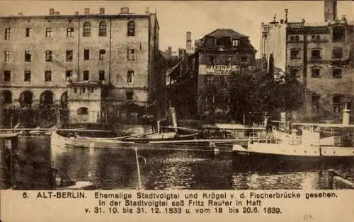 Ak Berlin Mitte, Ehemalige Stadtvogtei und Krögel von der Fischerbrücke gesehen