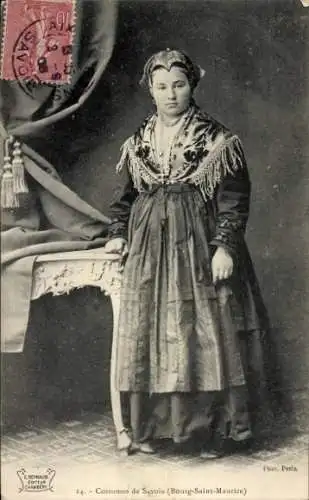 Ak Costumes de Savoie, Frau in französischer Tracht, Bourg-Saint-Maurice