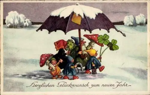 Ak Fröhliches Neujahr, Zwerge unter einem Schirm, Klee, Pilze