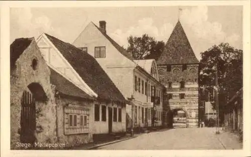 Ak Stege Insel Mon Dänemark, Blick auf die Mölleporten in Stege.