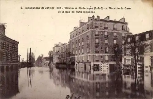 Ak Villeneuve Saint Georges Val de Marne, Inondations de Janvier 1910, Platz der Gare, überflu...