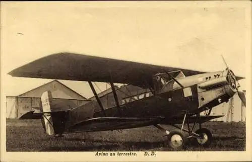 CPA Avion au terrestre, Biplan