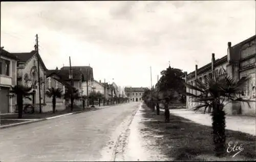 Ak Sainte Foy la Grande Gironde, L'Avenue de la Gare