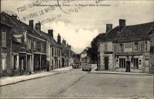 CPA Chilleurs aux Bois Loiret, La Place et Route de Pithiviers