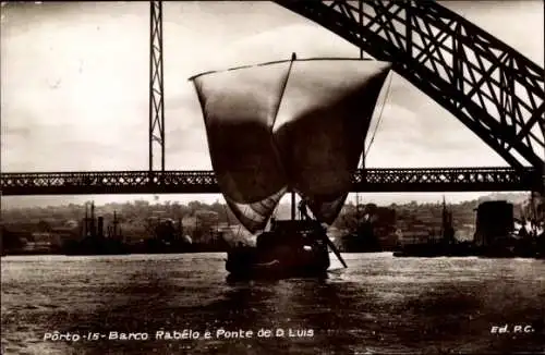 Ak Oporto Porto Portugal, Schiff Barco Rabelo, Ponte de D Luis, Flussansicht, 