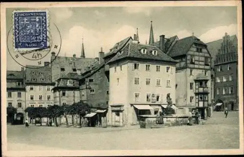 Ak Eger Cheb Region Karlsbad, Stöckl, Gebäude, Fontäne, Platz