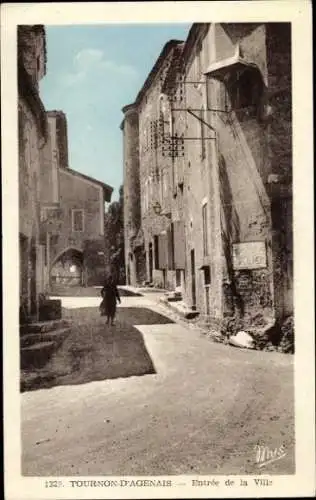 CPA Tournon-d’Agenais Lot-et-Garonne, Entrée de la Ville