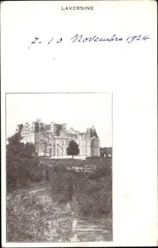 Ak Laversine Aisne, Schloss  Kontakt-Pfad, Foto in schwarz-weiß