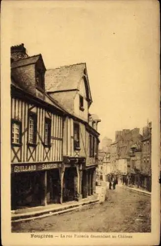 Ak Fougères Ille et Vilaine,  alte Fachwerkhäuser, Straße zum Schloss