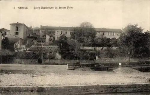 Ak Nérac Lot et Garonne, Schule für junge Mädchen, Historisches Gebäude, Landschaft, Alter Stil