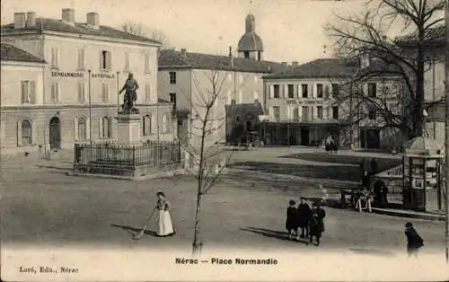 Ak Nérac Lot et Garonne, Platz mit Statue, Gebäude, Straße, Gendarmerie Nationale, Hotel Commerce