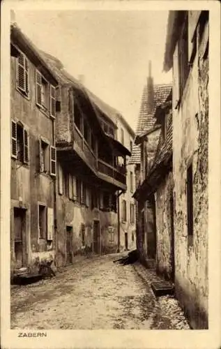 Ak Saverne Zabern Elsaß Bas Rhin, Straßenpartie im Ort, Blick auf Häuser