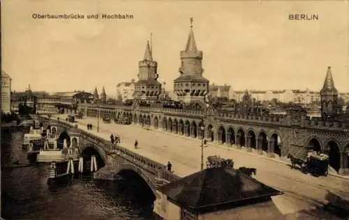 Ak Berlin Kreuzberg , Oberbaumbrücke, Hochbahn,  Gebäude, Wasserweg, Brücke