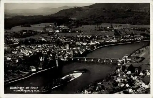 Ak Bad Säckingen am Hochrhein, Luftbild von Säckingen am Rhein, vom Flugzeug aus, Kermes