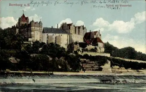 Ak Bernburg an der Saale, Schloß, Wasserfall, Saale, farbig