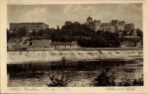 Ak Bernburg an der Saale, Schloss und Saale, Dolbad  Bild von 1920