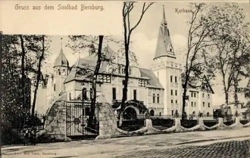 Ak Bernburg an der Saale, Kurhaus, Soolbad,  Architektur, Zaun, Bäume