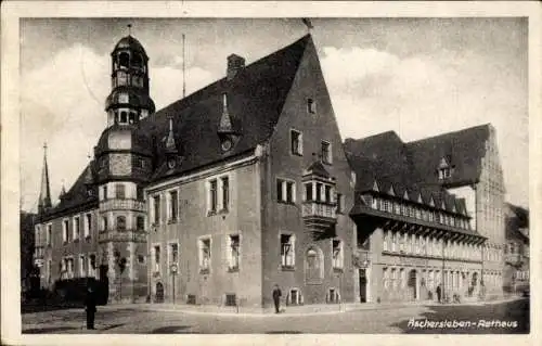 Ak Aschersleben im Salzlandkreis, Aschersleben-Rathaus,  Architektur, Schwarz-Weiß-Foto