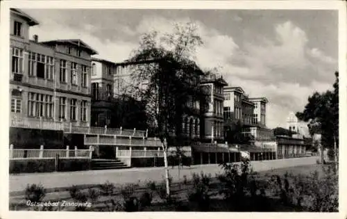 Ak Ostseebad Zinnowitz auf Usedom, Straße, Ferienheime