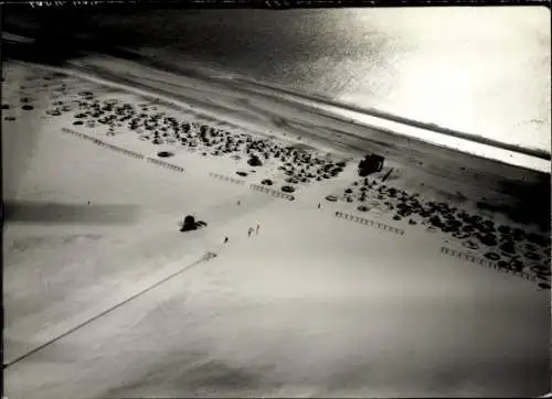Ak Nordseebad Sankt Peter Ording, Fliegeraufnahme, Badestrand