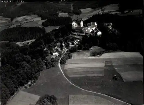 Foto Ort bei Passau in Niederbayern, Fliegeraufnahme