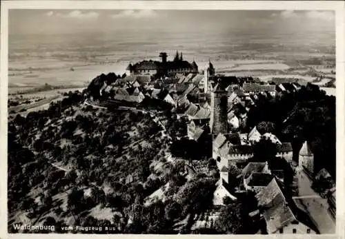 Ak Waldenburg in Sachsen, Luftaufnahme von  Burg, Häuser, Landschaft