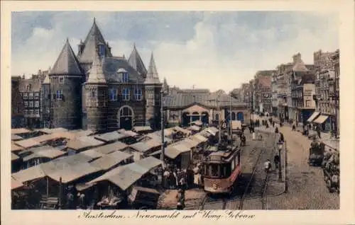 Ak Amsterdam Nordholland Niederlande, Marktplatz, historische Gebäude, Straßenbahn, städtische...