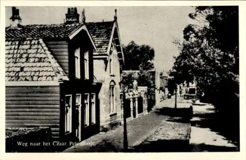 Ak Zaandam Zaanstad Nordholland, Postkarte von Czaar Peterhuisje, alte Architektur, landschaft...