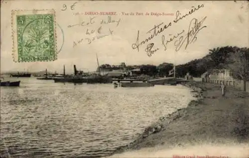 Ak Diego Suarez Antsiranana Madagaskar, Hafenansicht, Schiffe, Küstenlandschaft, Postkarte, al...