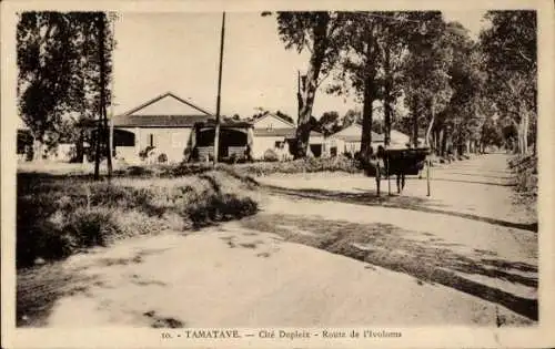Ak Toamasina Tamatave Madagaskar, Cité Dupleix, Route de l'Ivoloma, historische Gebäude, Pferd...