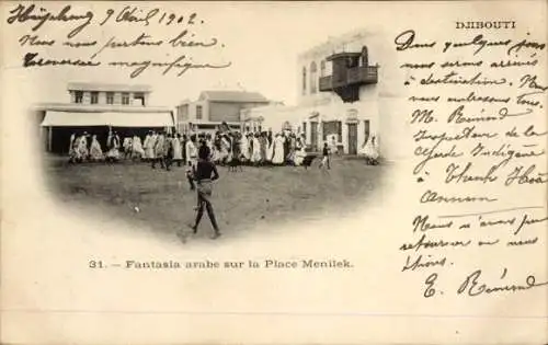 Ak Djibouti Dschibuti, Platz Menilek, Menschenmenge, traditionelles Fest, arabische Fantasie