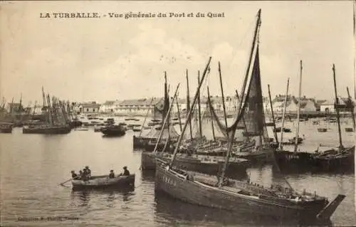Ak La Turballe Loire-Atlantique, Hafenansicht, Boote im Wasser, Wolken am Himmel, Häuser im Hinte