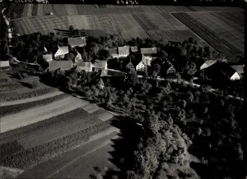 Ak Schorndorf im Remstal Württemberg, Kleines Dorf mit Feldern und Wald