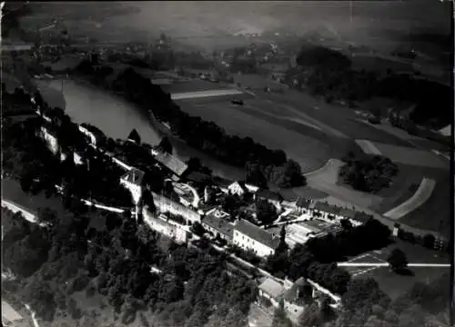 Ak Schorndorf im Remstal Württemberg, Das Bild zeigt eine Luftaufnahme von Schorndorf.
