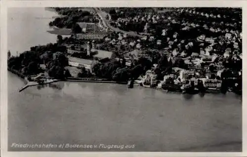 Ak Friedrichshafen am Bodensee, Luftaufnahme von Friedrichshafen am Bodensee,  von 1942