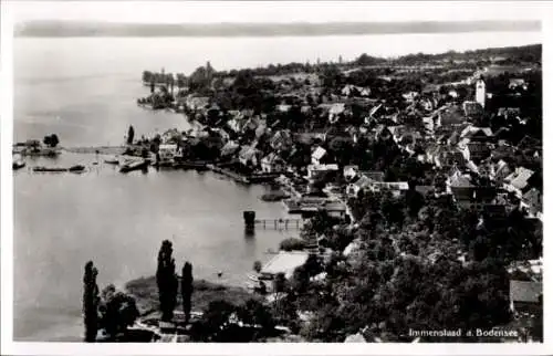 Ak Immenstaad am Bodensee, Panoramablick auf Immenstaad, Häuser, Wasser, Bäume